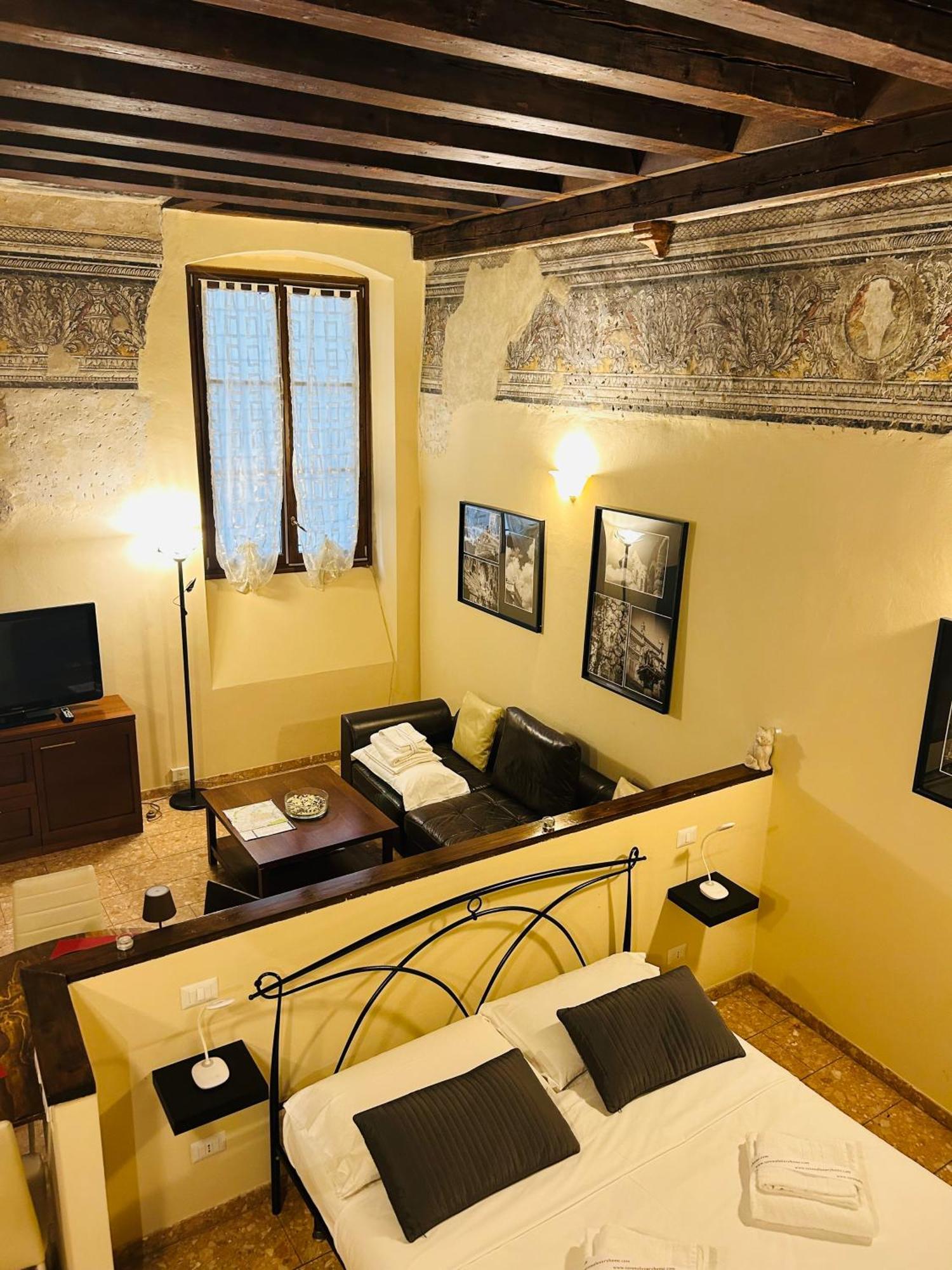 Appartement Palazzo Duomo à Vérone Extérieur photo